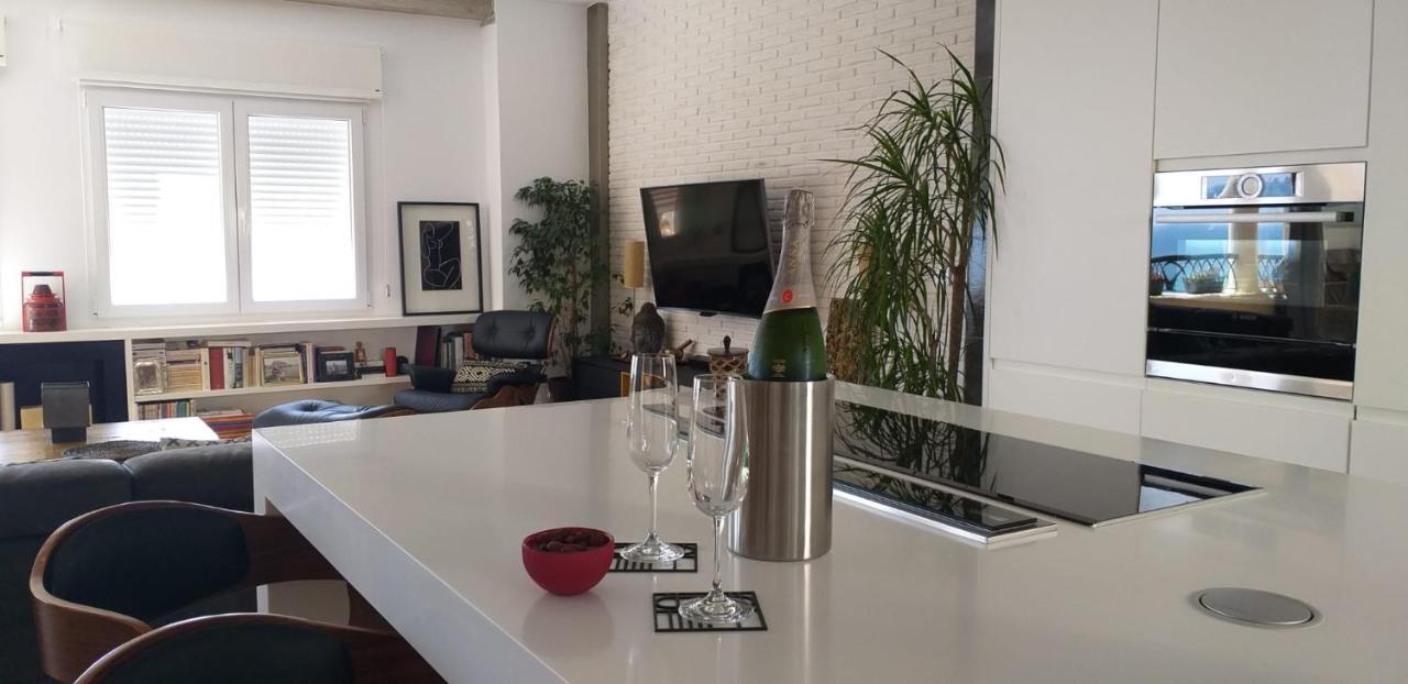 Apartamento Ático Loft en frente al mar terraza vista espectacular Alicante Exterior foto